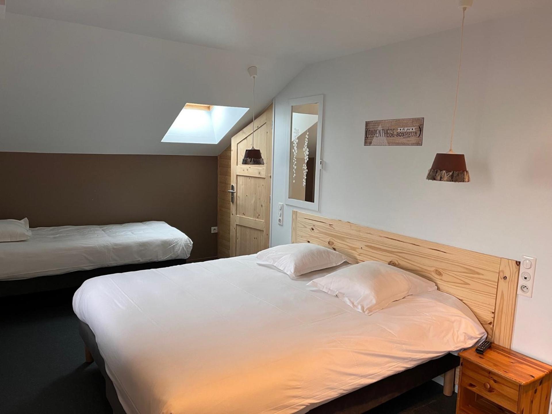 Hotel Du Puy Ferrand , Restaurant La Table De L'Ours Le Mont-Dore Eksteriør billede